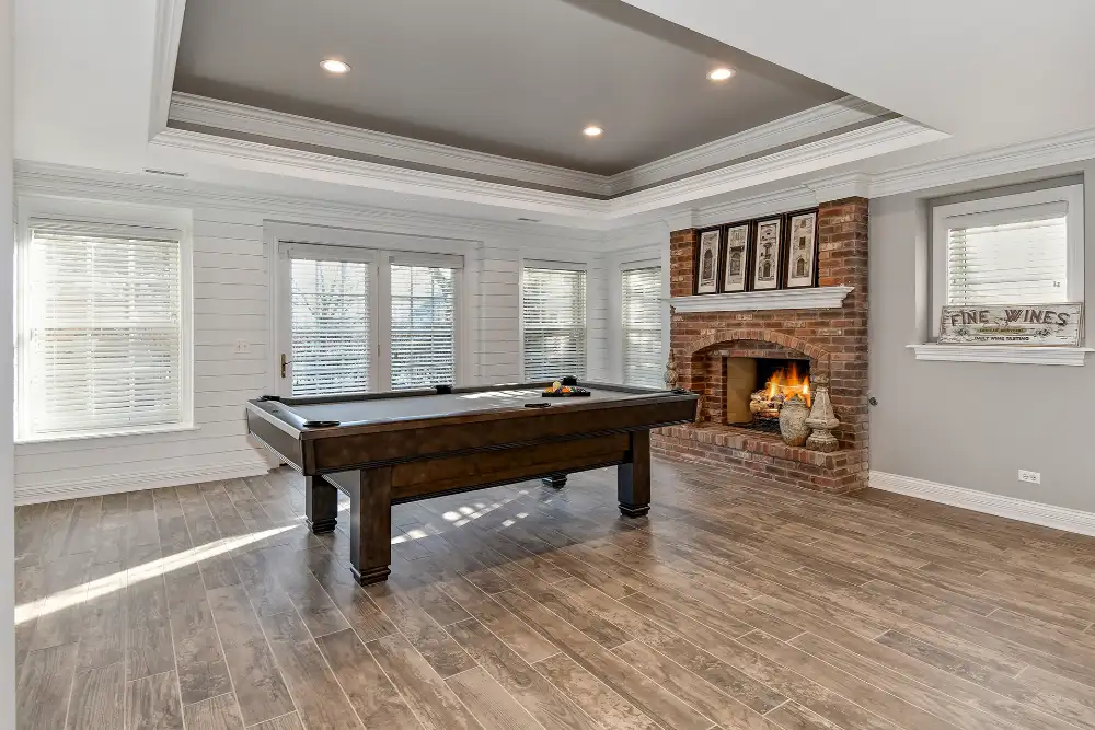Basement game room and recreation space