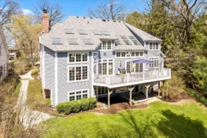 60 899 Clifton Ave, Glen Ellyn 74