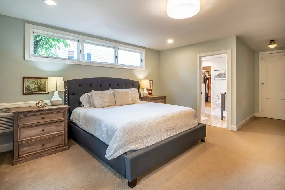 Basement guest suite with bedroom and bath